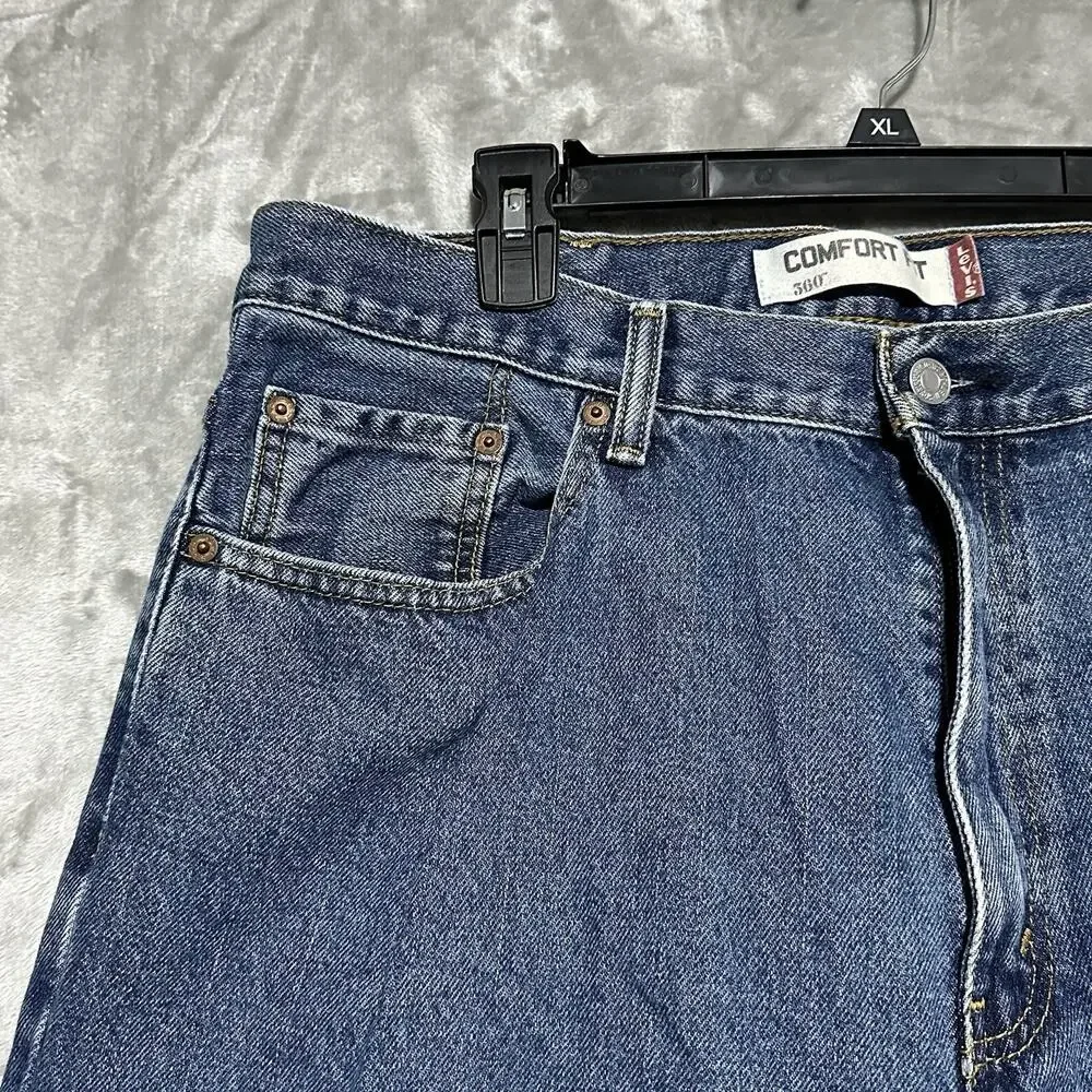 Y2k Levis Distressed Comfort Fit 560 Medium Wash Blue Jeans Mens 38x34 Classic‎